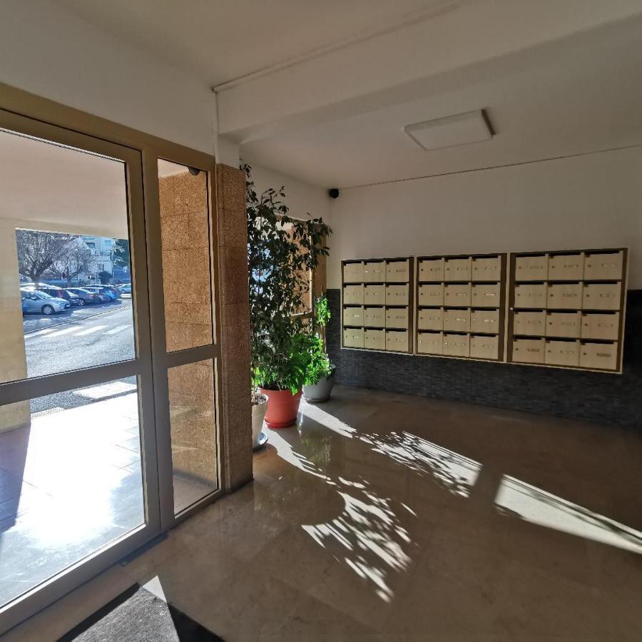 Appartement T2 Meuble Confort, Parking, Balcon,Pres Parc Des Expositions, Stades بيربينيو المظهر الخارجي الصورة